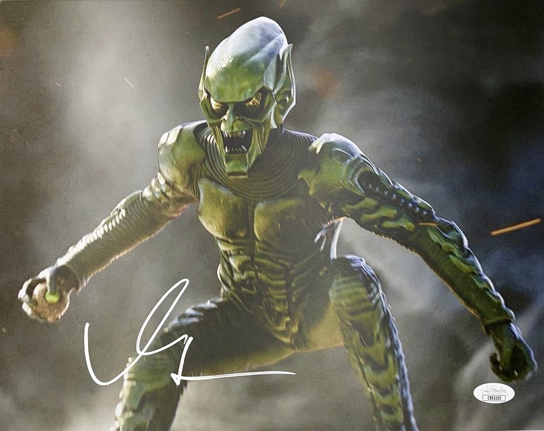 Willem Dafoe Green Goblin signed 11x14 (Spiderman) - Beckett COA